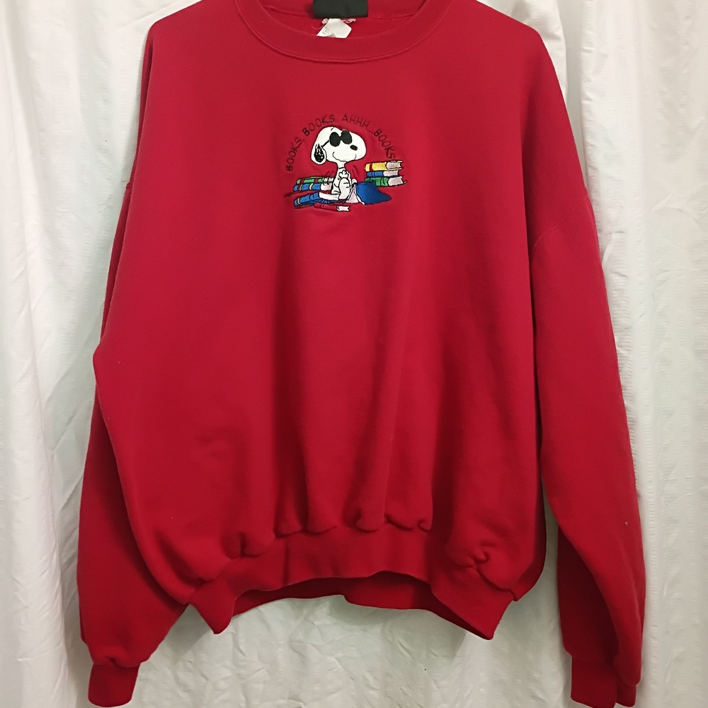 Vintage Peanuts Red Crewneck Sweater with Snoopy Graphic